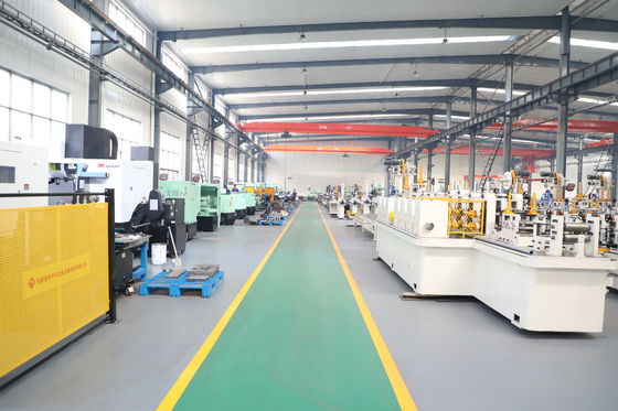 가구 관, 기계를 만드는 중핵 관을 위한 관 회전 기계